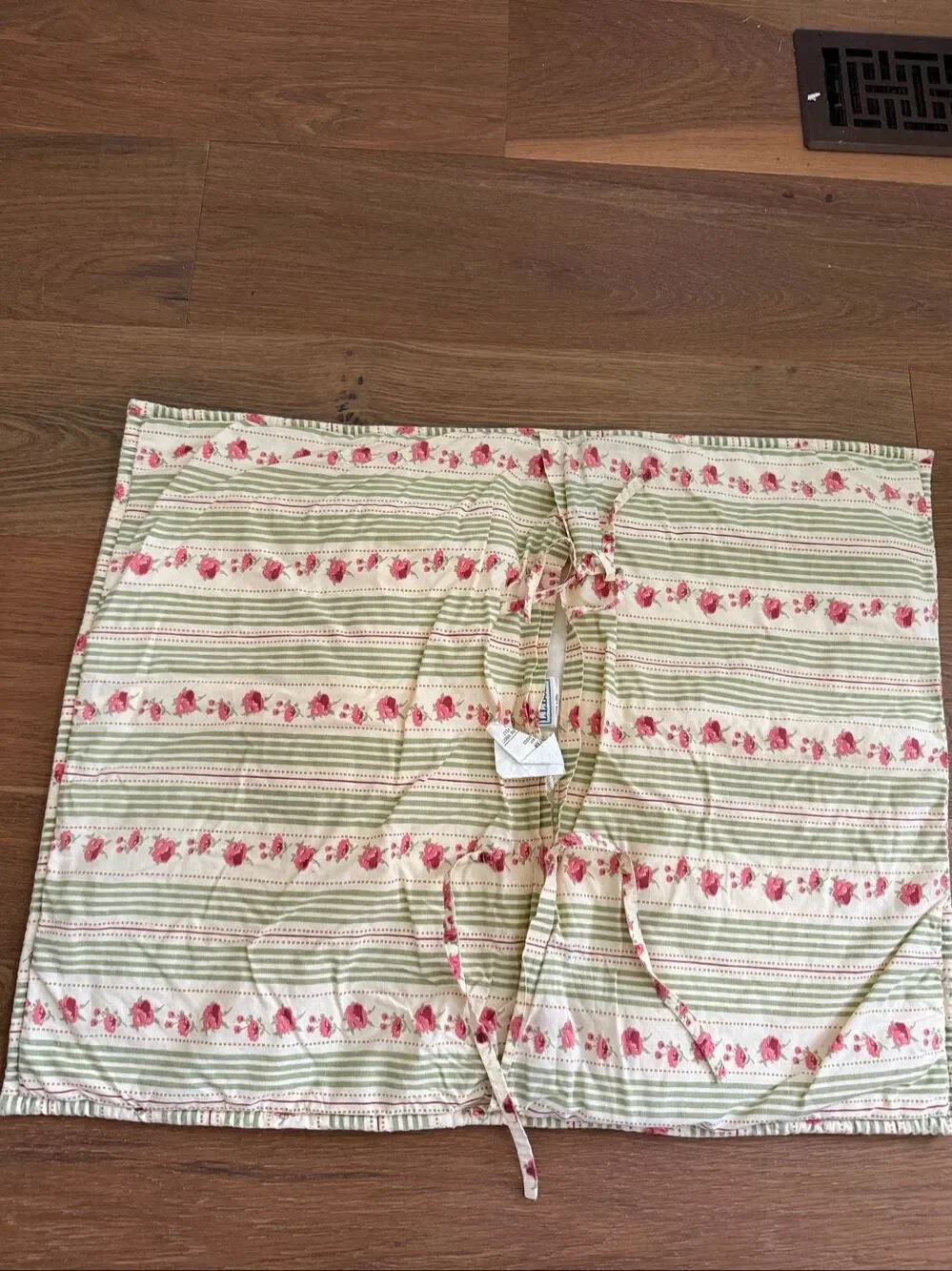 LL Bean Quilted Sage Green Pink Floral Standard Pillow Shams Cottagecore Shabby